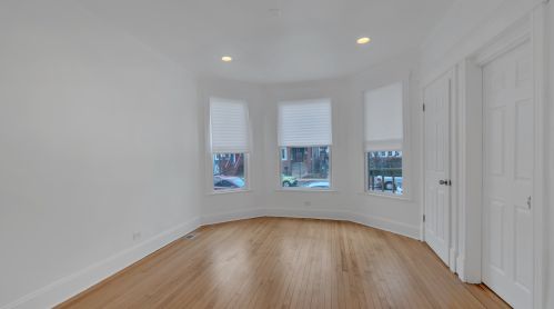2539 Ridgeway Ave, Chicago, IL 60623-3831