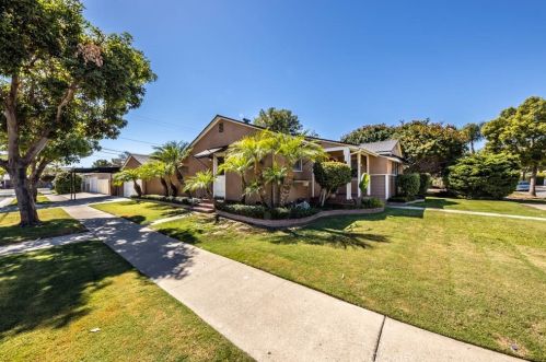 1704 Edna Dr, Santa Ana CA 92706-2424 exterior