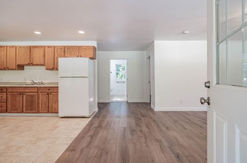 5 Sunset Ln, Richmond, ME 04357-3148