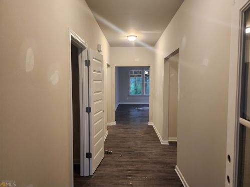 221 Presidents Way, Forsyth, GA 31029-7345