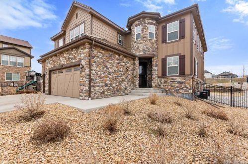 7711 Queensburg Way, Aurora, CO 80016-6151