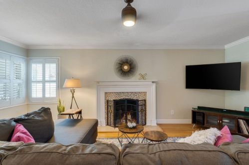 1836 Riverbank Ave, Hayward, CA 94546-6242