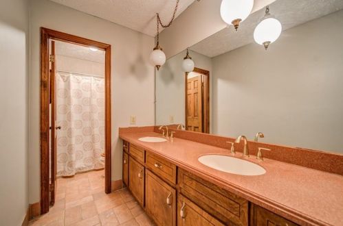 5055 Shore Dr, Conyers GA  30094-4711 exterior