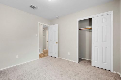 105 Rodeo Cv, Uhland TX 78640-5577 exterior