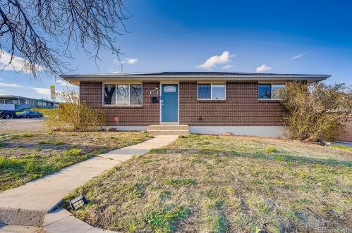 3291 Radcliff Dr, Englewood, CO 80110-5236