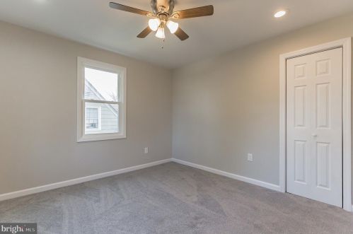 319 Marne Ave, Tavistock NJ 08033-1444 exterior