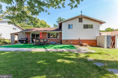 9504 Lawnsberry Ter, Silver Spring MD 20901-4714 exterior