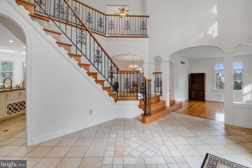 411 Marie Dr, Media, PA 19086-6011