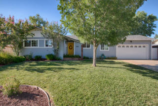 2584 Belladonna St, Redding, CA 96002-1738