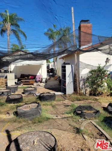 5449 Oakbank Ave, Covina, CA 91722-1935