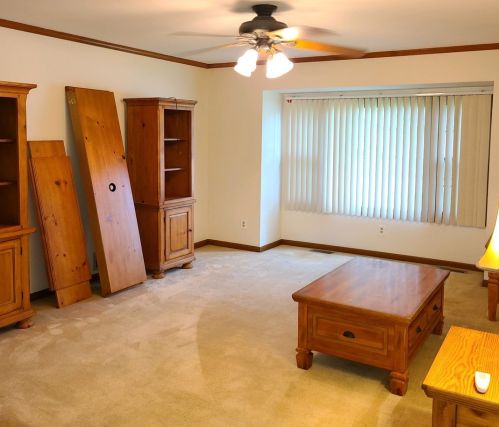 509 Birchwood Dr, North Aurora, IL 60542-1025