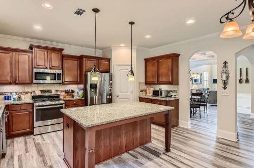 2523 Riverton Dr, Conyers GA  30013-7438 exterior