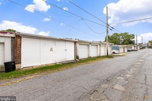 247 Ross St, Lancaster PA  17602-1940 exterior