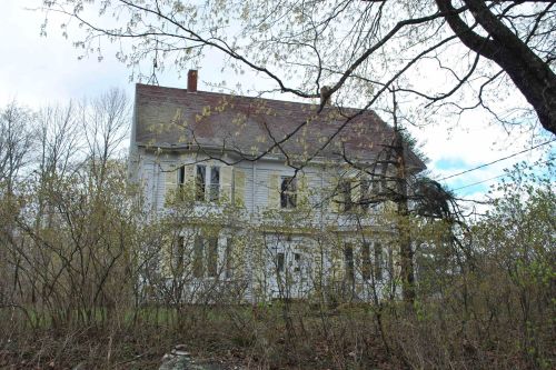 30 Robinson Rd, Wakefield, NH 03872-7329