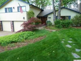 2730 Fairmont Dr, Corvallis, OR 97333-1422