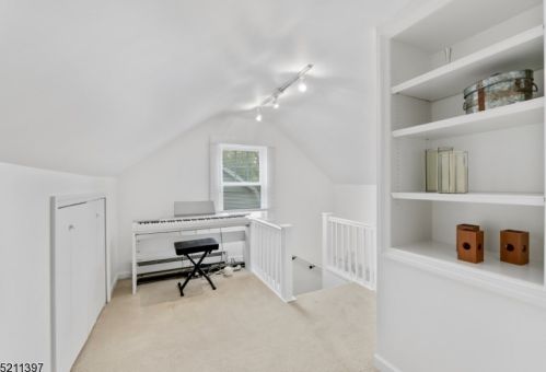 54 Kendal Ave, Maplewood NJ  07040-1143 exterior