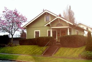 1712 D St, Bellingham, WA 98225-3101