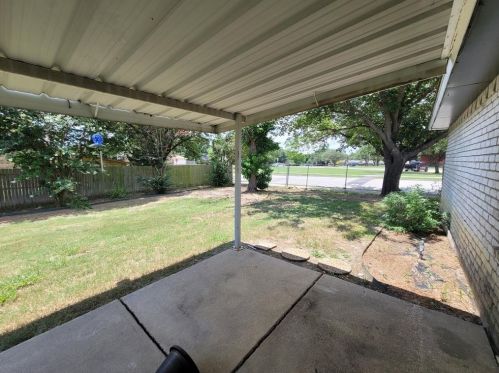 4100 Silverberry Ave, Fort Worth TX  76137-1142 exterior