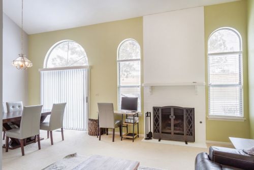 1319 Coldspring Rd, Carol Stream, IL 60188-4713