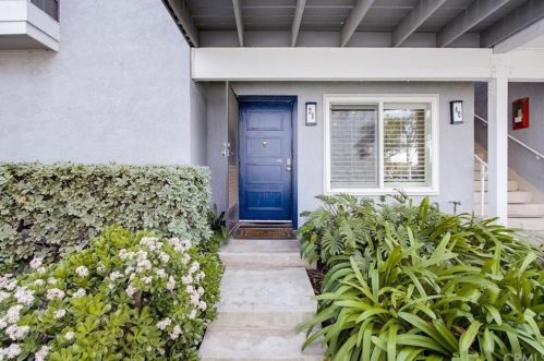 38 Fallbrook, Irvine, CA 92604-3354