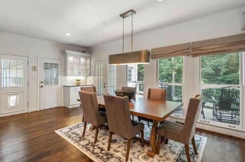 500 Highbrook Dr, Atlanta GA  30342-2319 exterior