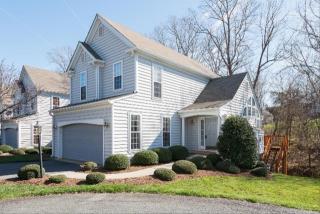 995 Pintail Ln, Charlottesville, VA 22903-9616