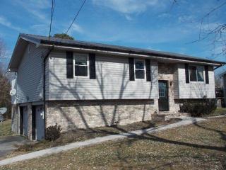 238 Crest Cir, Ringgold, GA 30736-3212