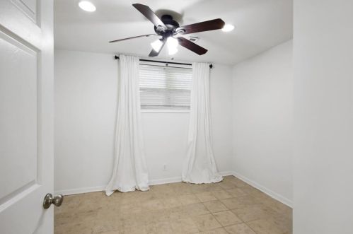 4660 Hitching Post Trl, Atlanta GA  30342 exterior