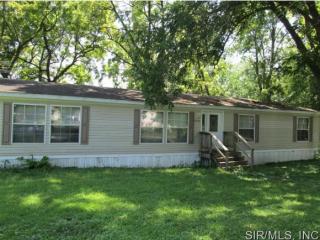 426 3rd St, Lebanon, IL 62254-1703