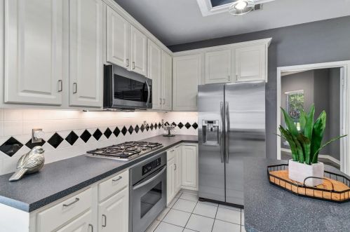 2311 Norwich Dr, Carrollton TX 75006-2632 exterior