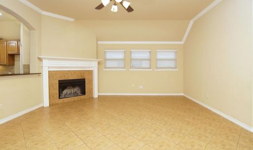 8748 Regal Royale Dr, Fort Worth TX  76108-7947 exterior