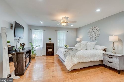 7938 Lk Pleasant, Springfield VA  22153-3004 exterior