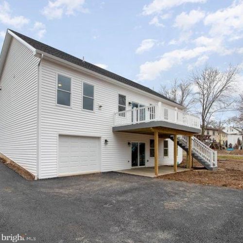 215 Longs Gap Rd, Carlisle PA  17013-1222 exterior