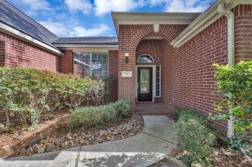 18 Ginger Springs Pl, Conroe TX  77385-3670 exterior