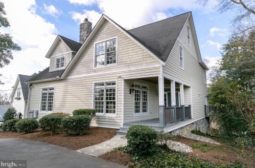 1 Old Station Rd, Severna Park, MD 21146-4618