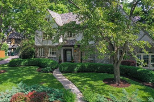 2626 Handasyde Ave, Cincinnati, OH 45208-2718