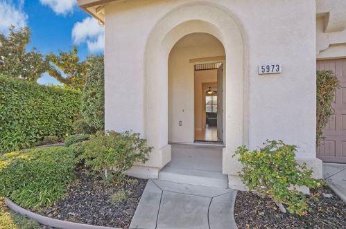 5973 Melones Way, Stockton, CA 95219-7262