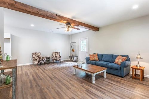 395 Deerfield Dr, Dahlonega, GA 30533-5289