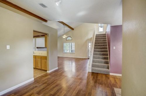 4000 Cortina Dr, Austin TX  78749-4924 exterior