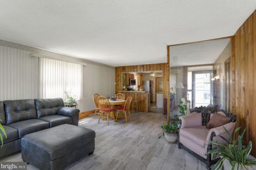 7537 Pleasant Ave, Camden NJ 08110-3536 exterior