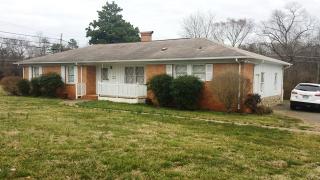 101 Rock Creek Dr, Lincolnton, NC 28092-3627