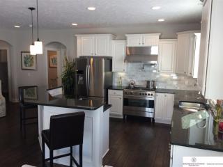 5810 157th St, Omaha, NE 68135-2939