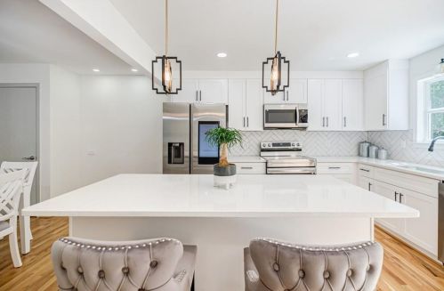 3192 Candace Dr, Atlanta GA  30316-4932 exterior