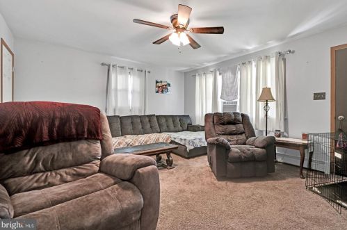 1684 Mount Hope Ave, Primrose, PA 17901-1302