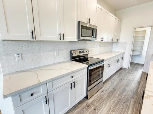 738 Angus Trl, Angleton TX 77515-9833 exterior