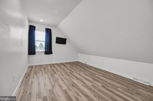 520 Diller Rd, Hanover PA 17331-4805 exterior