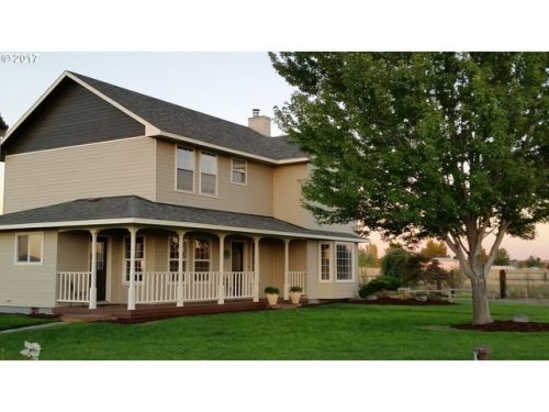 81356 Blue Bucket Ln, Hermiston, OR 97838-9300