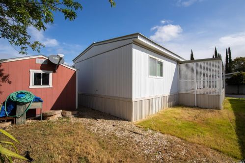 1597 Alamo Dr, Vacaville CA  95687-6001 exterior