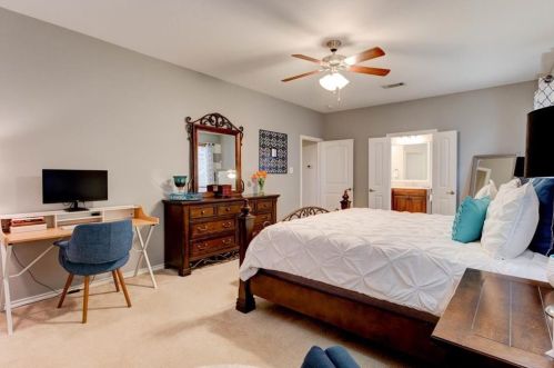 10065 Red Bluff Ln, Fort Worth TX  76177-7402 exterior