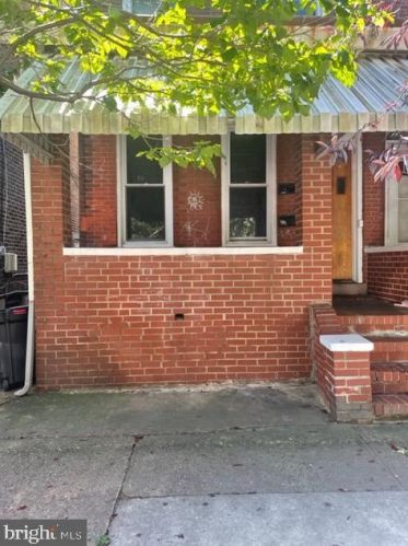 27 Kent St, Trenton NJ 08611-1018 exterior